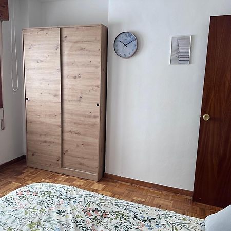 Acogedor Apartamento Con Vistas A La Catedral Y Parking Oviedo Dış mekan fotoğraf