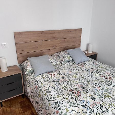 Acogedor Apartamento Con Vistas A La Catedral Y Parking Oviedo Dış mekan fotoğraf
