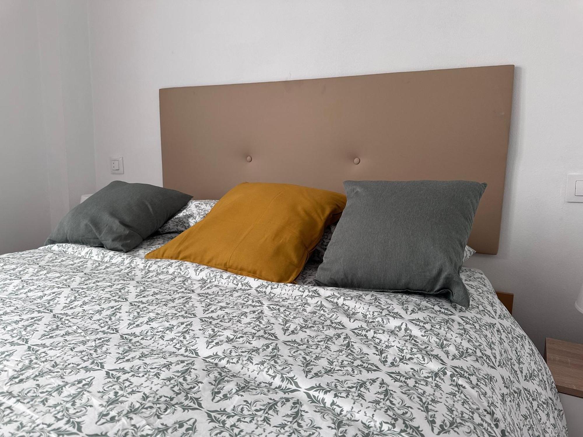 Acogedor Apartamento Con Vistas A La Catedral Y Parking Oviedo Dış mekan fotoğraf