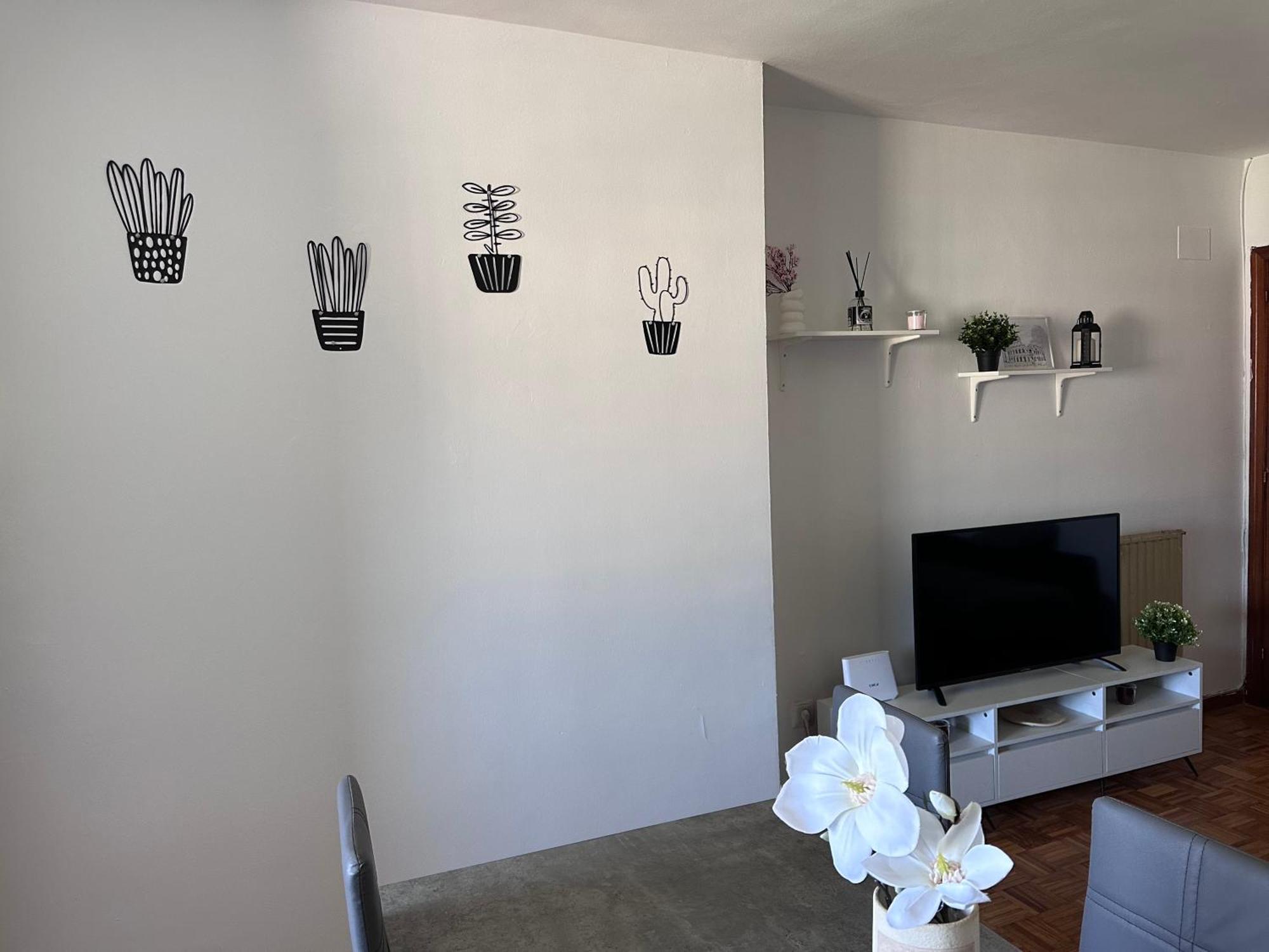 Acogedor Apartamento Con Vistas A La Catedral Y Parking Oviedo Dış mekan fotoğraf