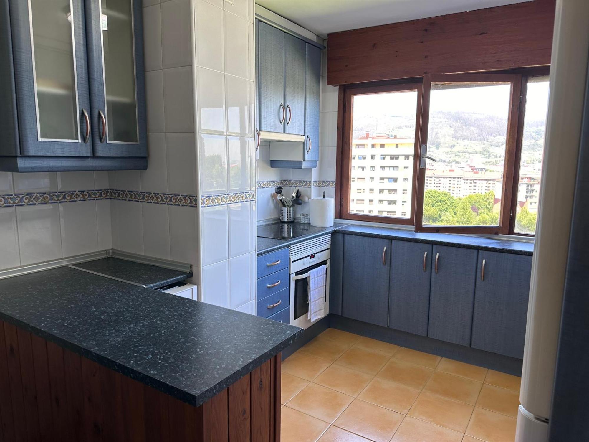 Acogedor Apartamento Con Vistas A La Catedral Y Parking Oviedo Dış mekan fotoğraf
