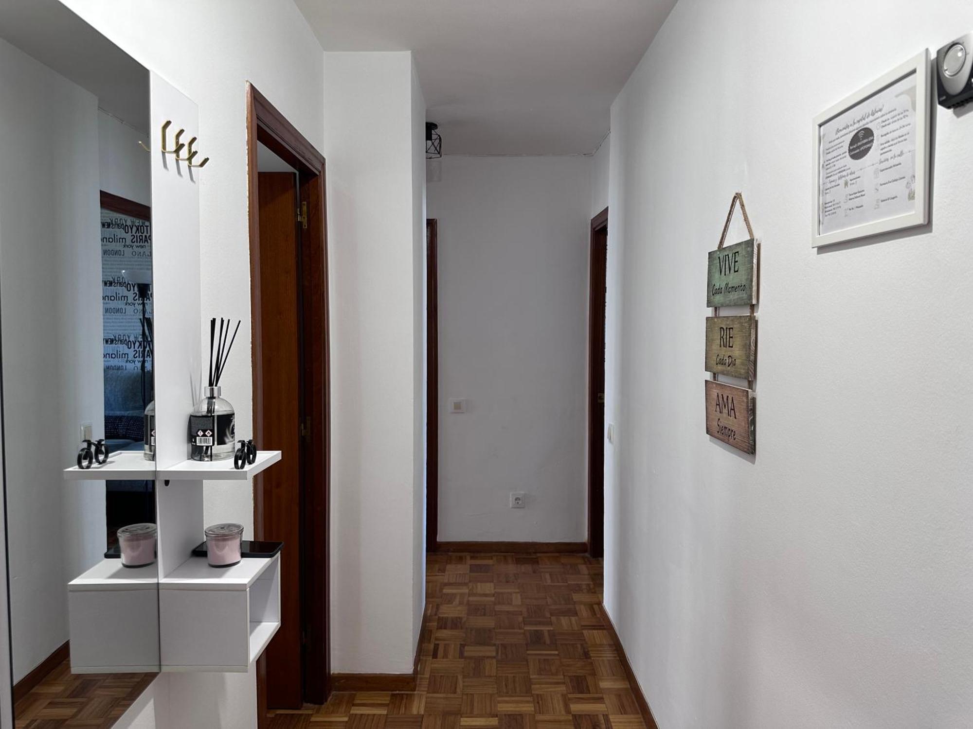 Acogedor Apartamento Con Vistas A La Catedral Y Parking Oviedo Dış mekan fotoğraf